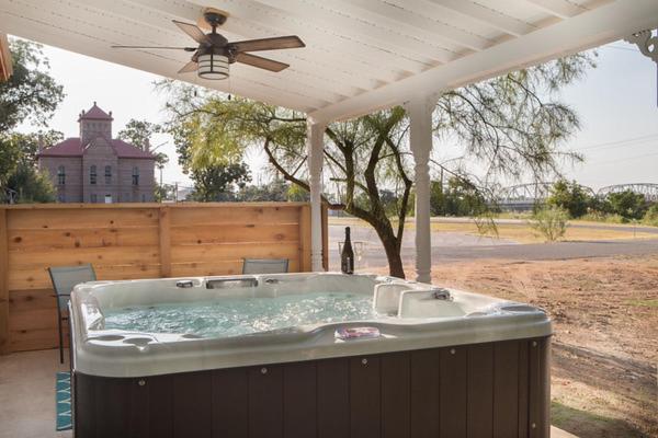 فندق Mustard Seed B&b On The Llano