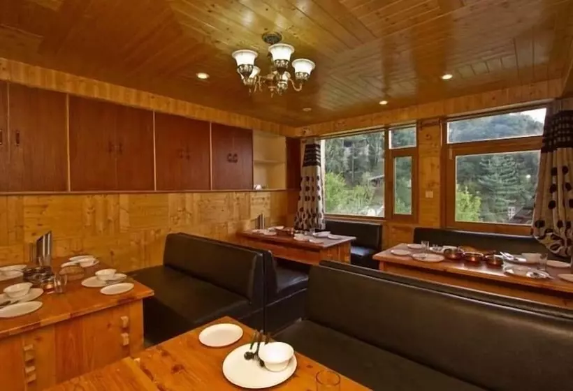 Fabhotel Beas Valley