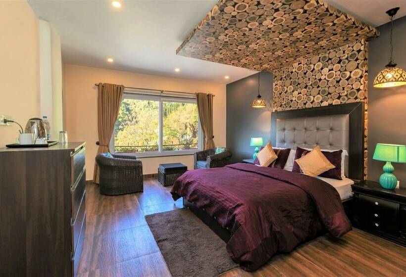 ホテル Nirvana Lodge & Lounge