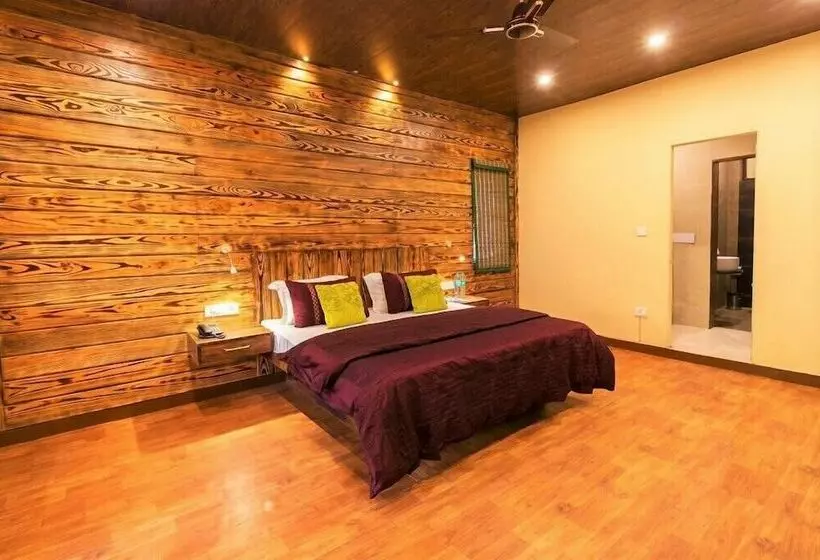 Hotelli Nirvana Lodge & Lounge