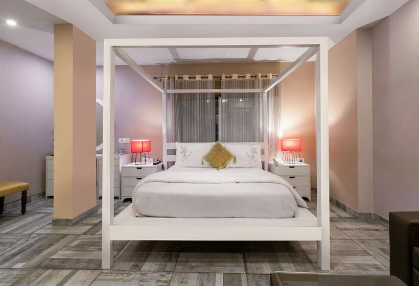 ホテル Nirvana Lodge & Lounge