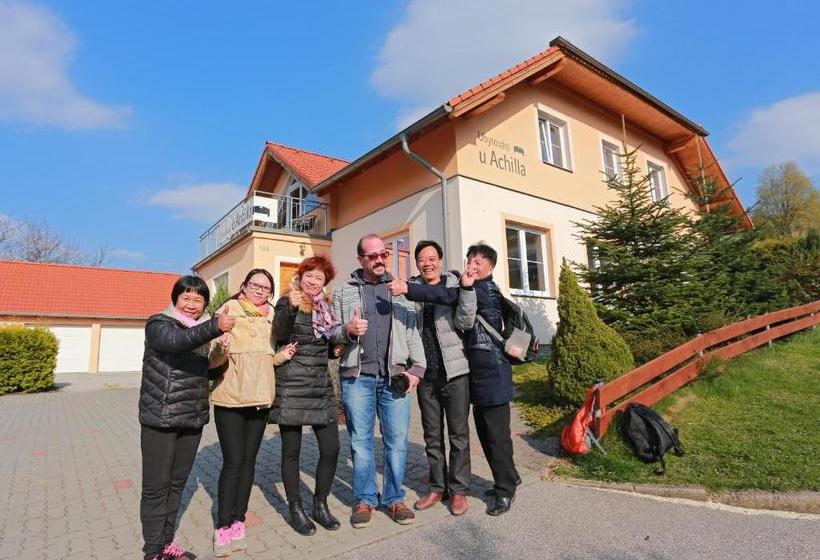 هتل Achilla Bed & Breakfast