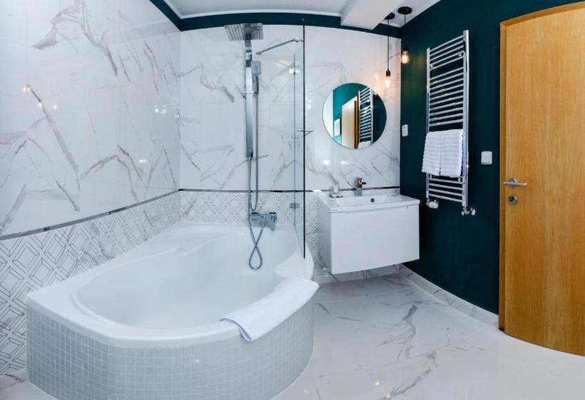 هتل Achilla Bed & Breakfast