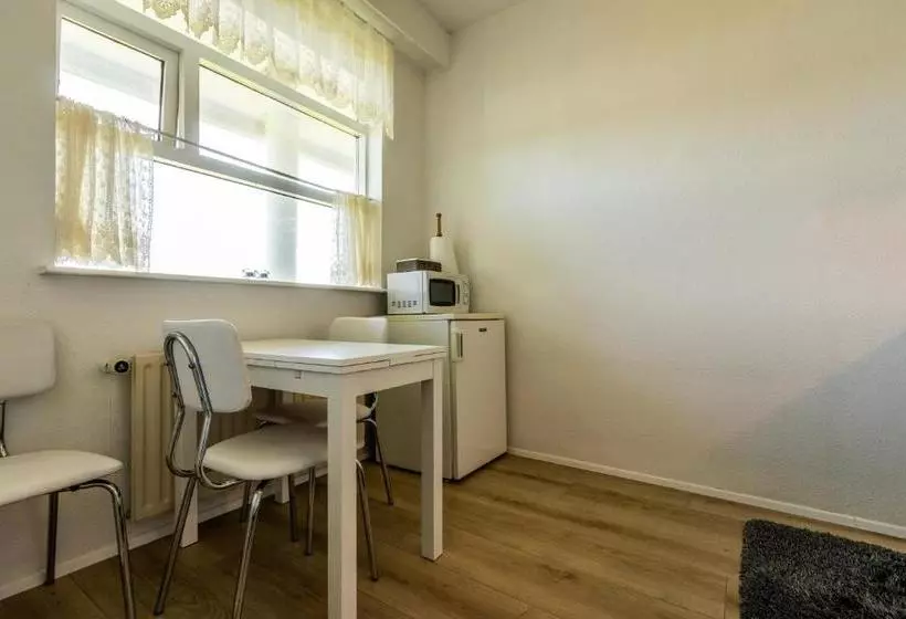 هتل River Apartments