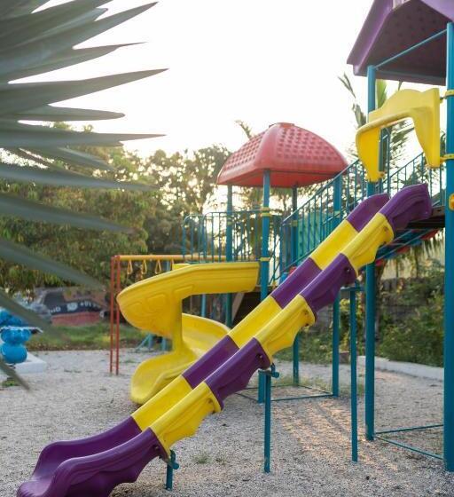 ホテル Saavaj Resort, Sasan Gir   Where Wilderness Meets Luxury