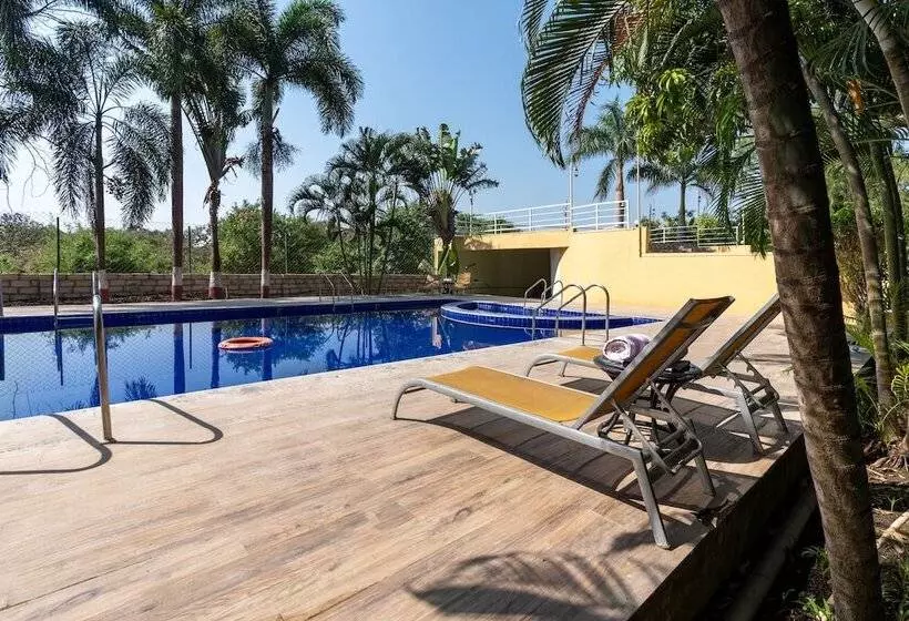 ホテル Saavaj Resort, Sasan Gir   Where Wilderness Meets Luxury