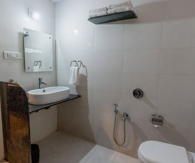 ホテル Saavaj Resort, Sasan Gir   Where Wilderness Meets Luxury