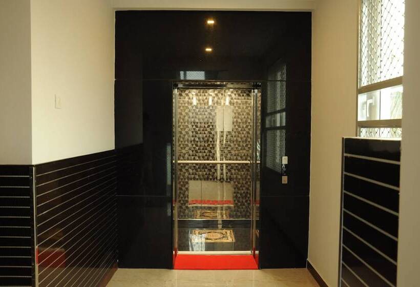 酒店 Saibala Budget Airport