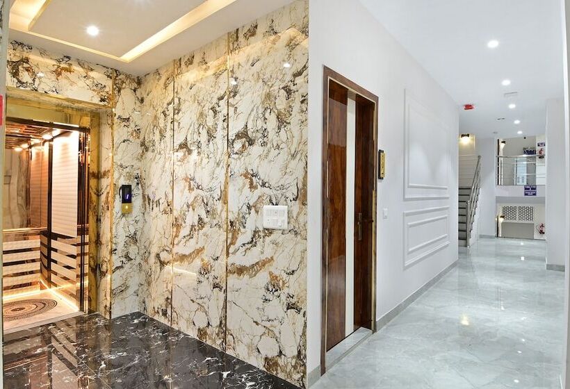 هتل Saina International