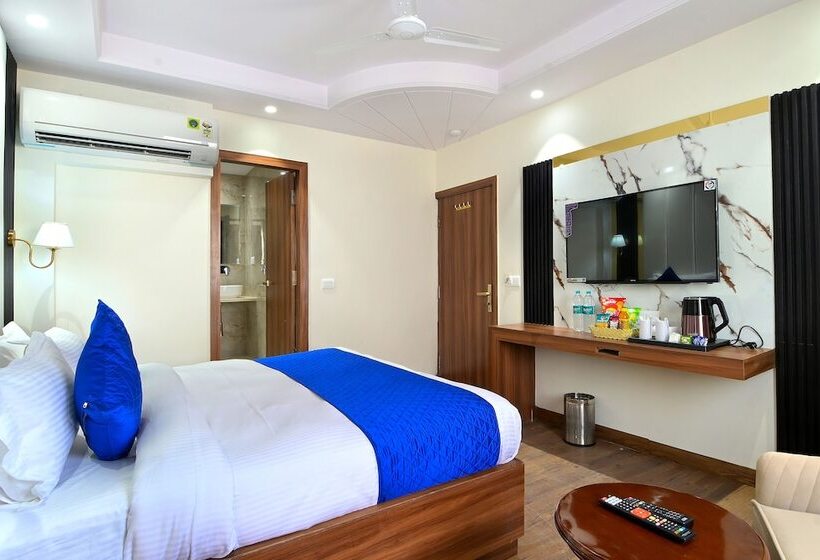 هتل Saina International