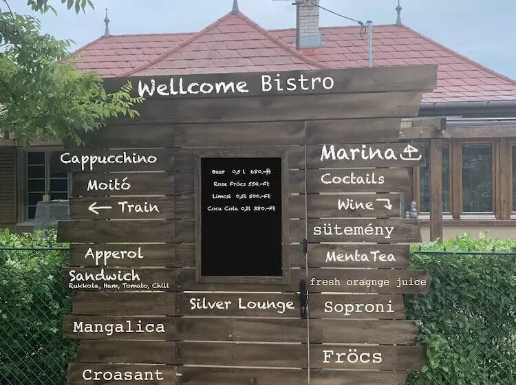 Hotel Silver Garden
