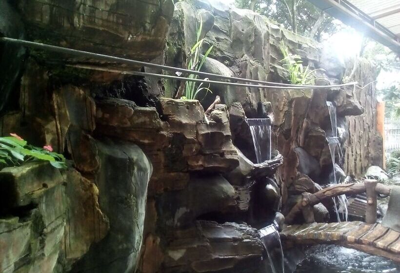 בית מלון כפרי Simply Homy Pasteur