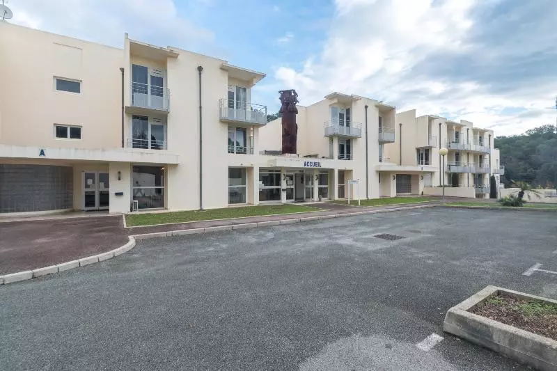 Hotelli Sophia City Résidence