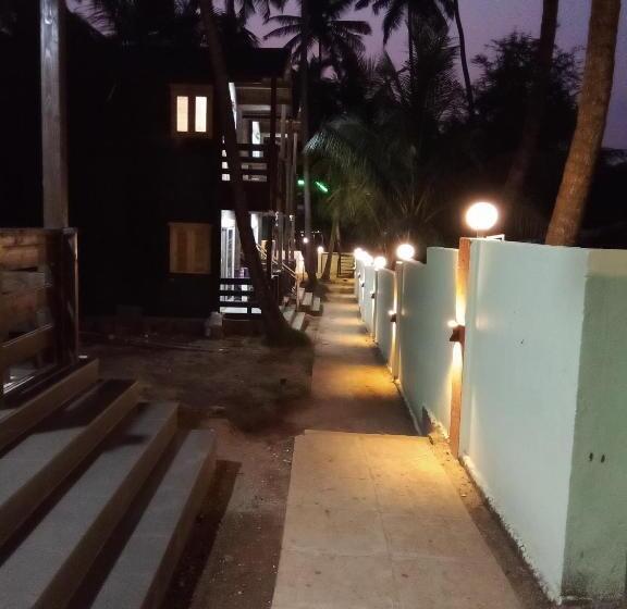 فندق The Cool Huts