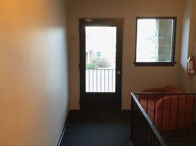 Hotelli The Guest House