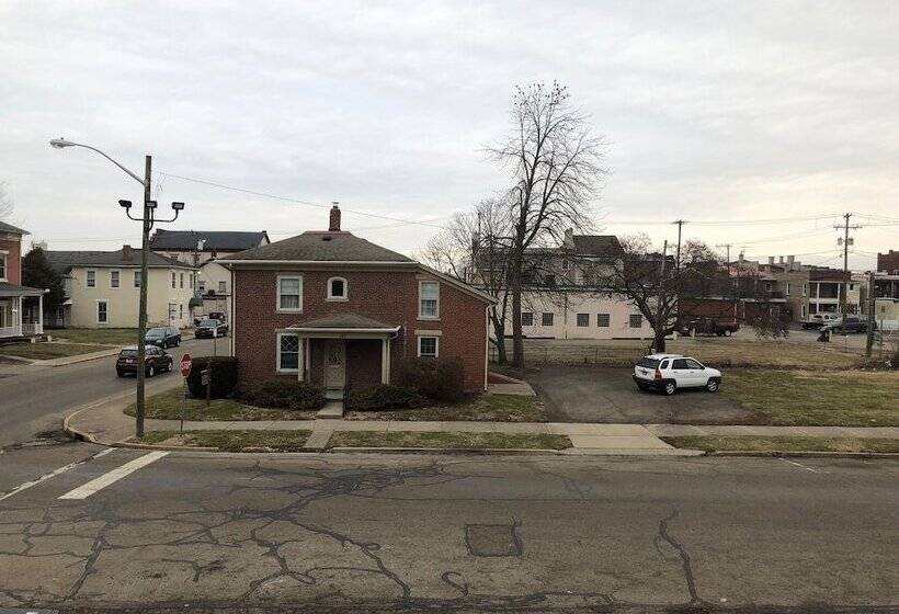 호텔 The Guest House