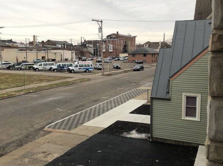 호텔 The Guest House