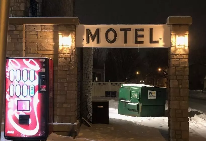 Hotelli The Guest House