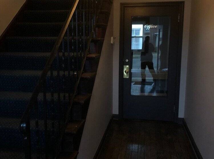 호텔 The Guest House