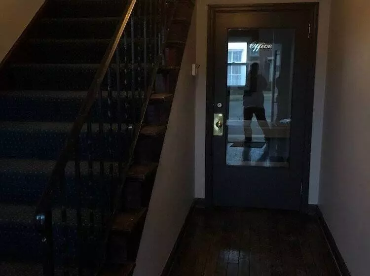 Hotelli The Guest House