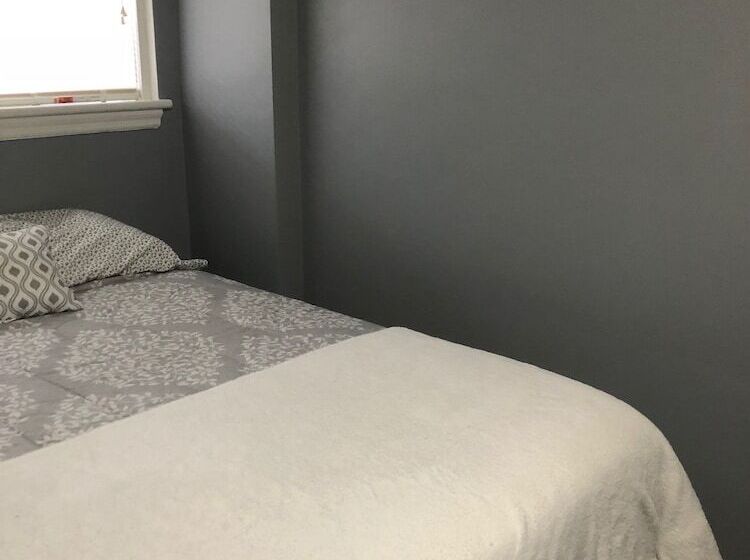 호텔 The Guest House