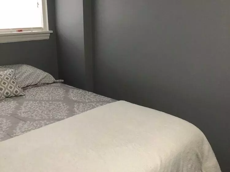 Hotelli The Guest House