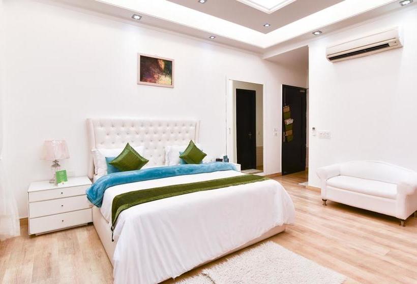 בית מלון כפרי Treebo Trend The G8 Sector 39