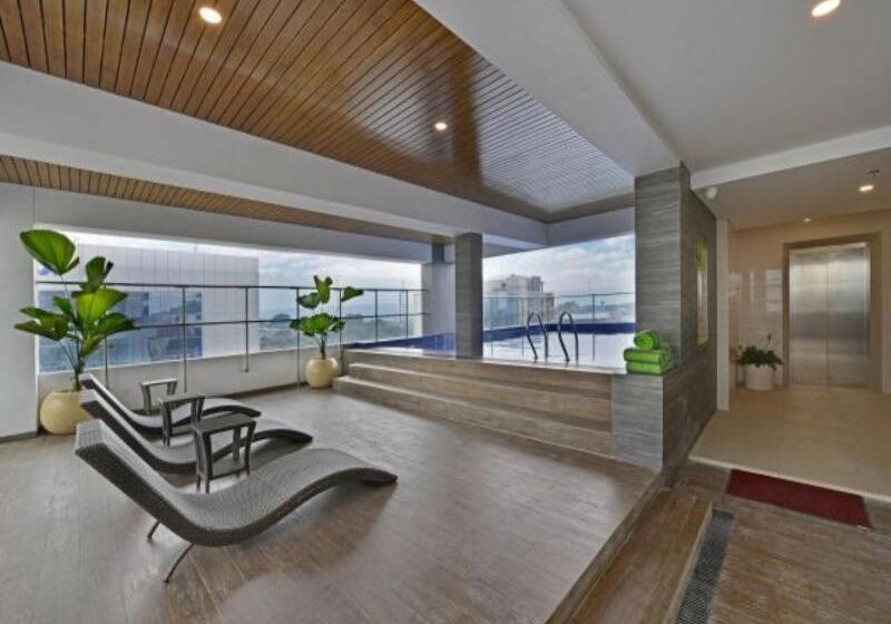 Whiz Prime Hotel Basuki Rahmat Malang