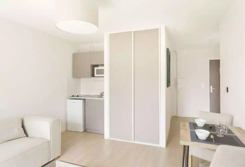 Hotelli Zenao Appart Hôtels Troyes