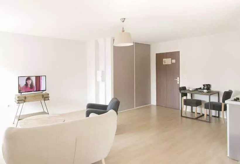 Hotelli Zenao Appart Hôtels Troyes