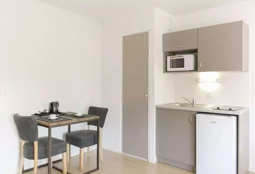 Hotelli Zenao Appart Hôtels Troyes