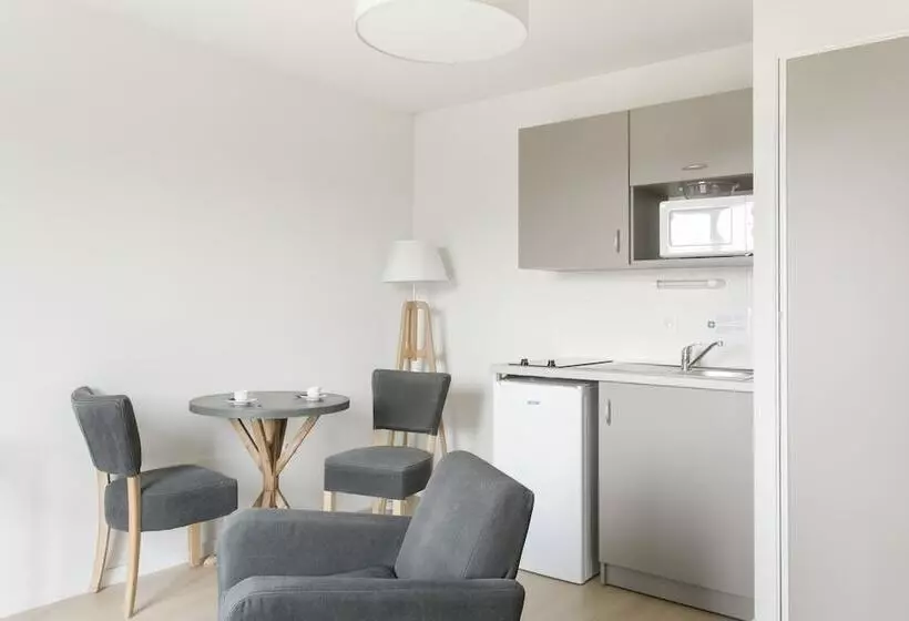 Hotelli Zenao Appart Hôtels Troyes