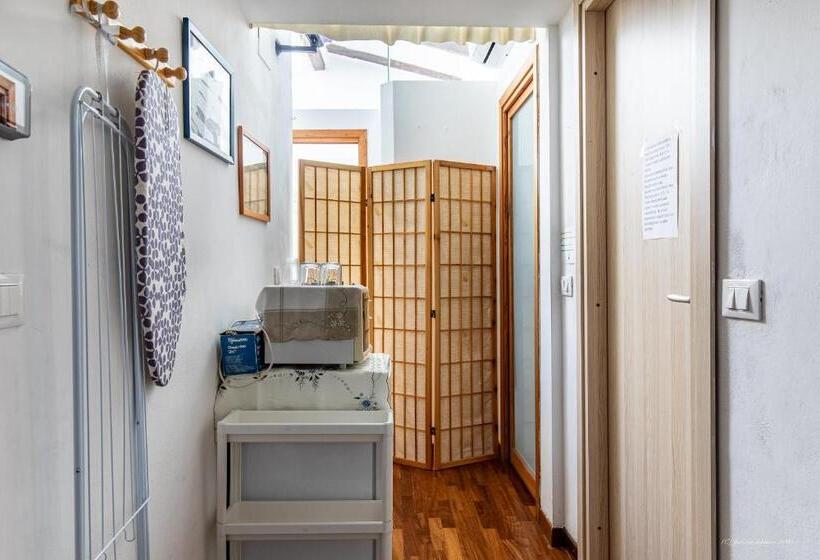 هتل Affittacamere La Mansarda Del Centro