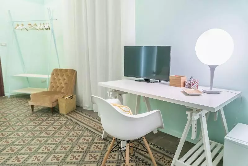 هتل B&b 4 Elementi Catania