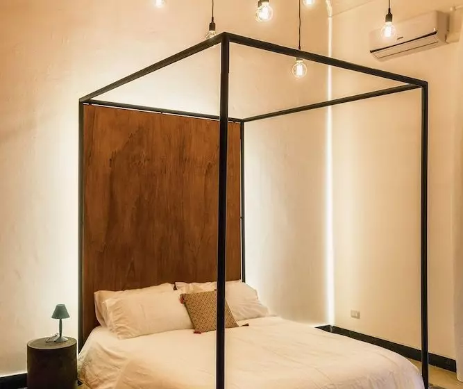 هتل B&b 4 Elementi Catania