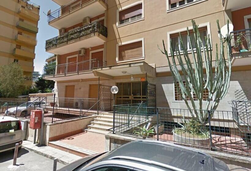 酒店 La Favorita   Ben Collegato Con L Aeroporto, La Spiaggia Di Mondello E Il Centro Città