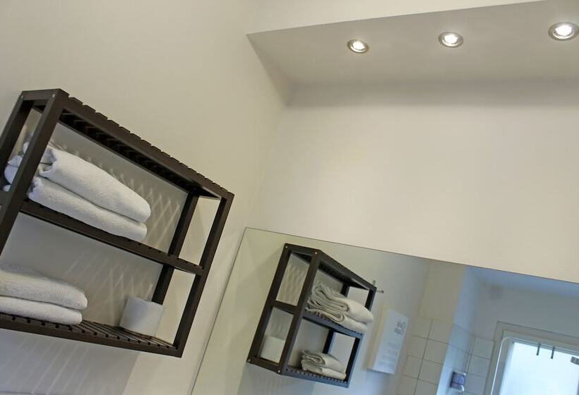 酒店 La Favorita   Ben Collegato Con L Aeroporto, La Spiaggia Di Mondello E Il Centro Città