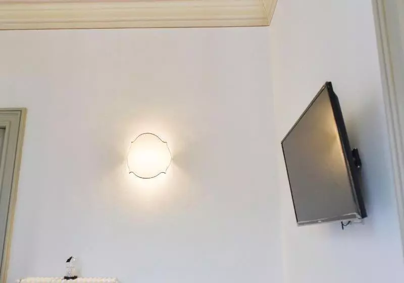 هتل B&b Raro  Liberty