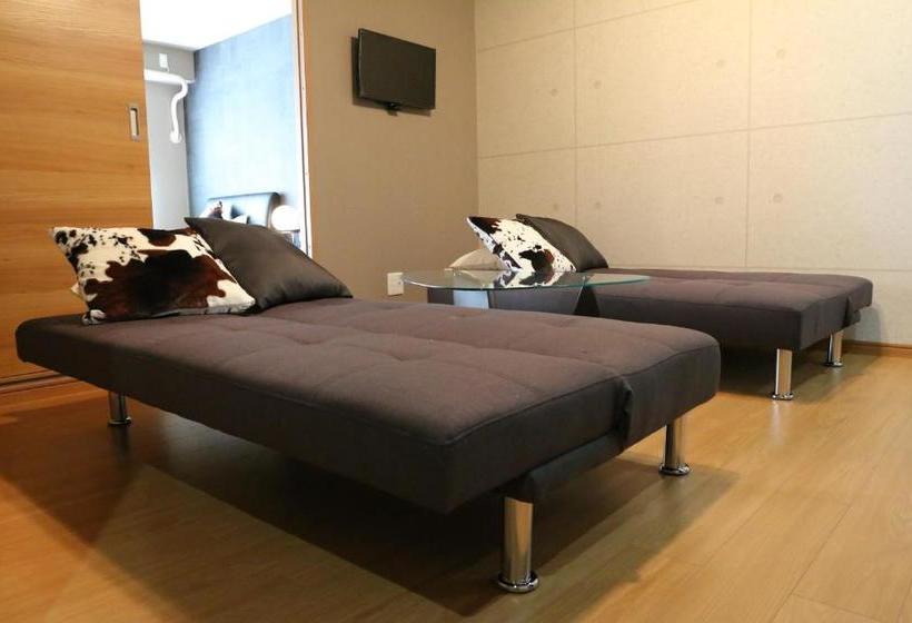 בית מלון כפרי Chidori Inn Fukuromachi Hiroshima