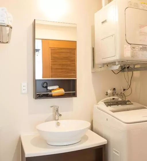 Hotelli Coldio Onna Hills