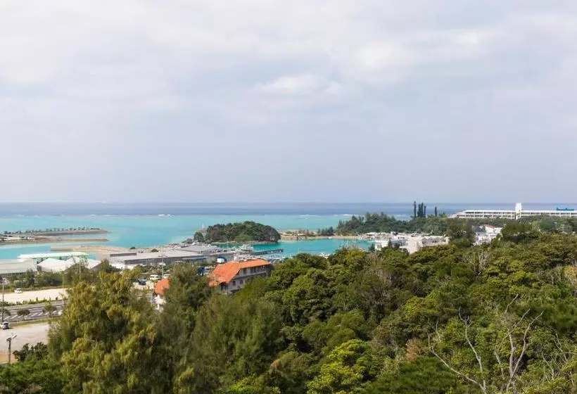 Hotelli Coldio Onna Hills