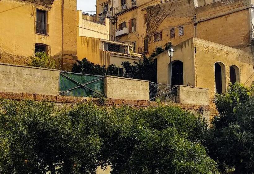 Отель Il Sole E La Luna