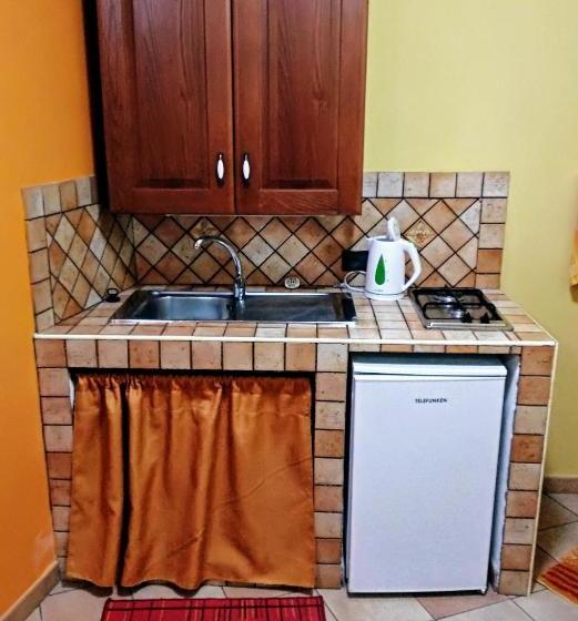 Отель Il Sole E La Luna