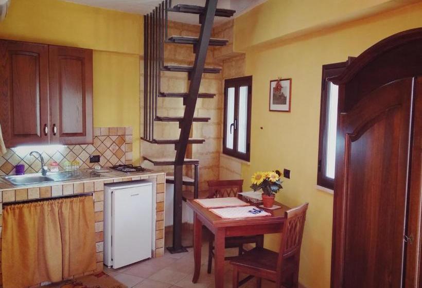 Отель Il Sole E La Luna