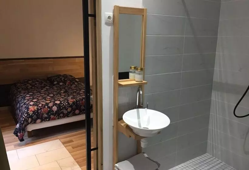 Hotelli Les Pénates De Loire