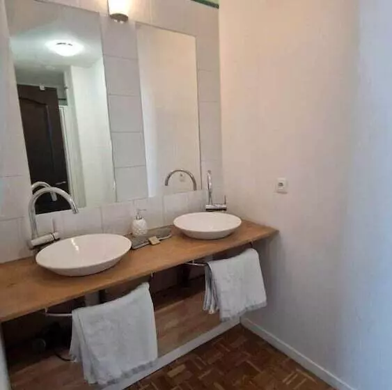 Hotelli Les Pénates De Loire