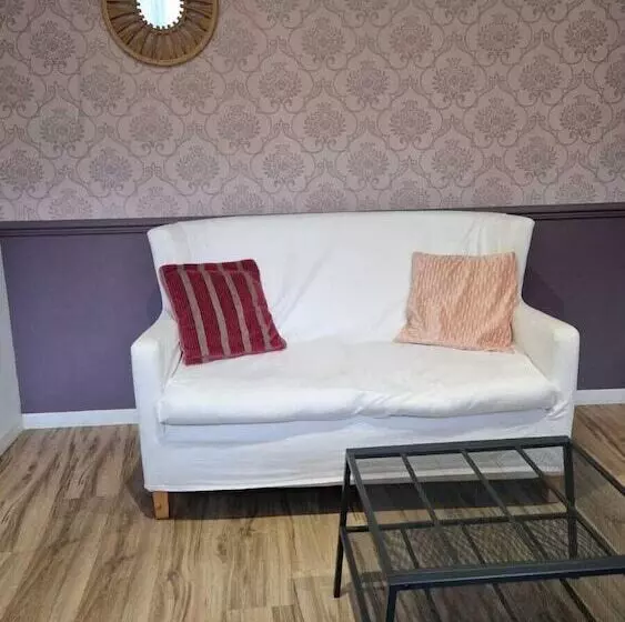 Hotelli Les Pénates De Loire