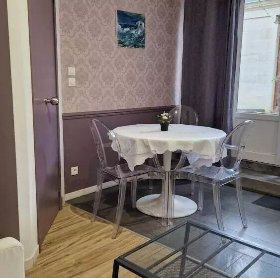 Hotelli Les Pénates De Loire