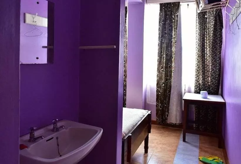 هتل Maru B Courts