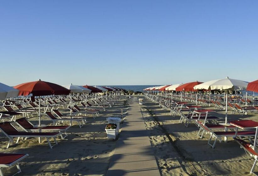 فندق Pensione Elena